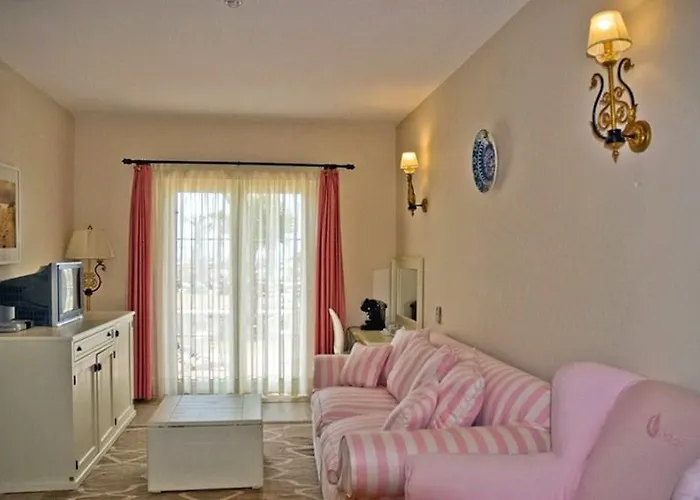 Kairaba Alaçatı Resort&spa 2*