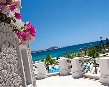 Kairaba Alaçatı Resort&spa 2*