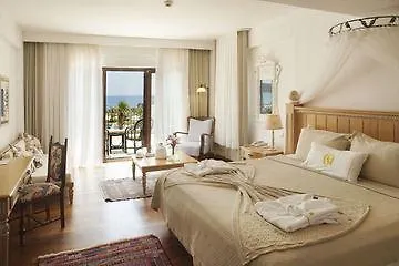 Kairaba Alacati & Hotell 2*