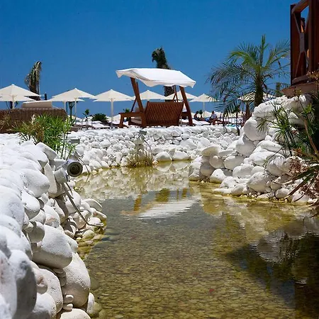 Kairaba Alaçatı Resort&spa 2*